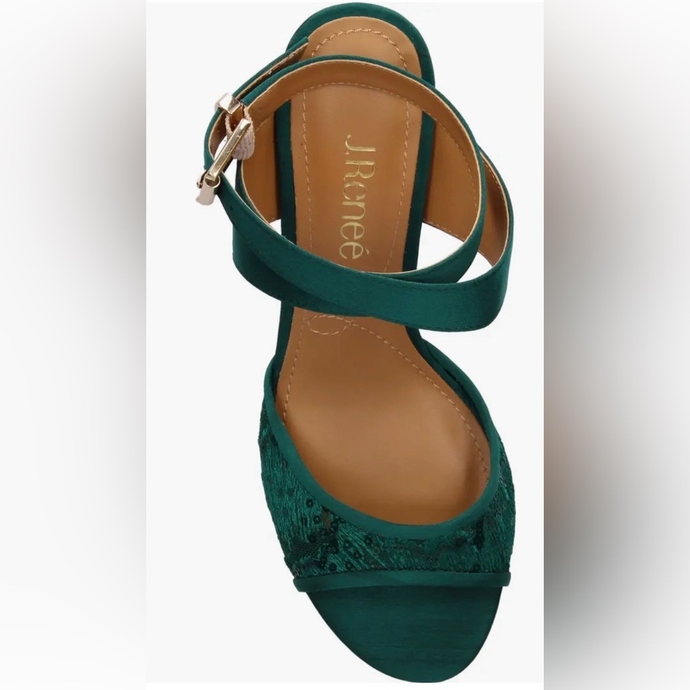 J.Renee Teal Heels